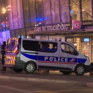 "Alerte transport à Strasbourg : Desserte perturbée à la Gare centrale suite à une collision de trams"