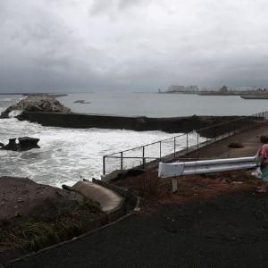 "ALERTE TSUNAMI : Séisme de magnitude 6,9 au Japon !"