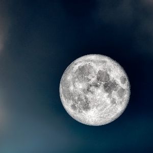 "Astrologie 2025 : Découvrez quel signe sera influencé par la Pleine Lune du 13 janvier !"