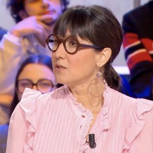 "Choc : 200 licenciements chez C8, Cyril Hanouna et Alexia Laroche-Joubert réagissent"