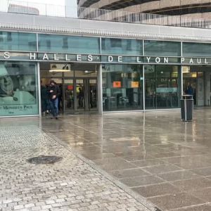 "EXCLUSIF : Les secrets des changements majeurs aux halles Paul Bocuse révélés !"