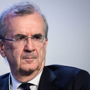 Le gouverneur de la Banque de France exclut toute récession en 2025: découvrez ses prévisions !