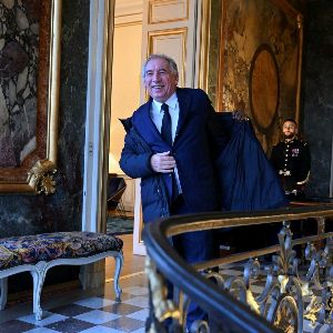 "Le plan secret de Bayrou pour sauver la réforme des retraites"