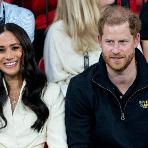 "Réaction choquante d'une actrice hollywoodienne envers Meghan et Harry lors des incendies de Los Angeles"