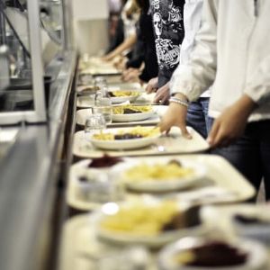 "Alerte grève prolongée : les personnels des cantines scolaires du Var maintiennent la pression jusqu'à vendredi"