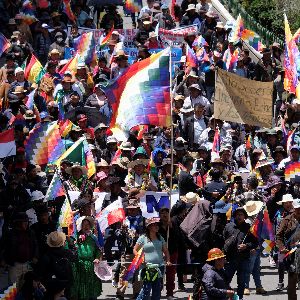 "Crise économique en Bolivie : manifestations explosives entre Evo Morales et Luis Arce"