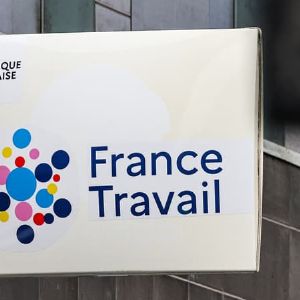 "France Travail : Révélations sur son méga fichier et les inquiétudes de la Cnil !"