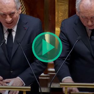 "Incroyable ! François Bayrou perd le fil en pleine déclaration de politique générale"