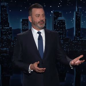 "Jimmy Kimmel submergé par l'émotion face aux incendies à Los Angeles"