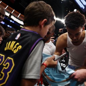 Le geste généreux de Victor Wembanyama pour les enfants du coach NBA victime des incendies de Los Angeles