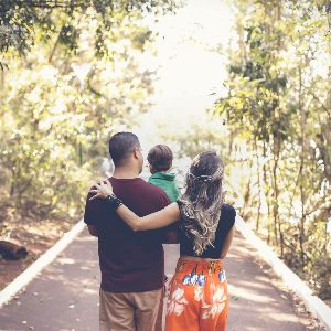 "Parents toxiques : les signaux à repérer pour protéger vos enfants"