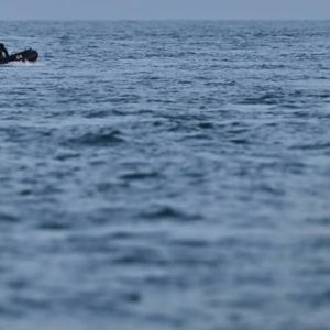 "99 migrants sauvés en pleine mer ! Les secours en action dans le détroit du Pas-de-Calais"