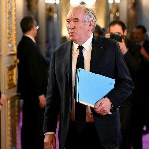 "Alerte ! Réforme de Parcoursup : espoirs déçus par le gouvernement après l'intervention de François Bayrou"