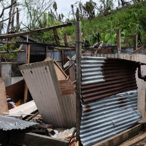 "Incroyable ! Le plan d'urgence pour reconstruire Mayotte après le cyclone reçoit le premier feu vert"