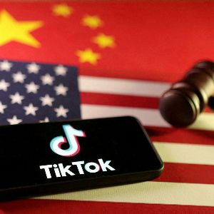 "Le compte à rebours de TikTok aux États-Unis : quel destin pour l'application chinoise ?"