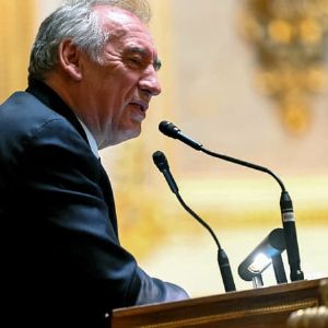 "Les secrets inavoués de Bayrou pour redresser les finances publiques : décryptage!"