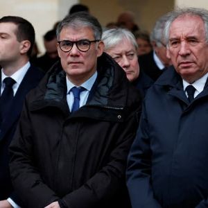 "Retraites : Bayrou relance la réforme en "conclave", les socialistes menacent de censure"