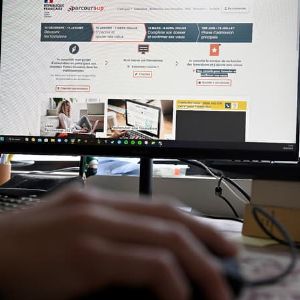 "Révolution à venir sur Parcoursup : le gouvernement s'engage à moderniser la plateforme sans la remettre en cause"