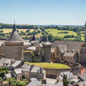 Un couple de Gap fait un don de 600 000€ à un château où leur amour a commencé il y a 85 ans