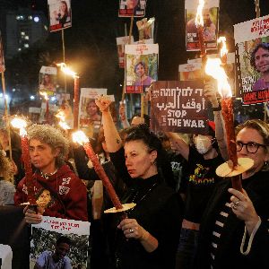 "Dernières nouvelles pour les familles des otages israéliens : l'incertitude persiste malgré la trêve à Gaza"