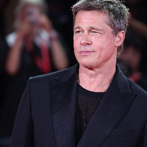 "Scandale de l'arnaque à Brad Pitt : la traque des escrocs est lancée !"