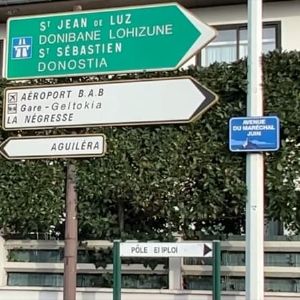 Un scandale à Biarritz : le changement de nom du quartier "la Négresse" en débat