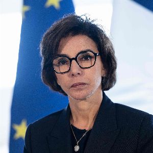 "Alerte : le gouvernement réduit encore de 50 millions d'euros le budget de la Culture !"