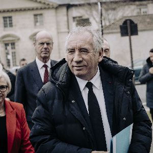 Bayrou impose son optimisme face aux désaccords sur les retraites