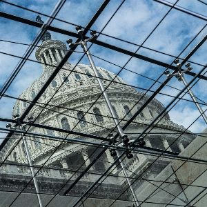 "Changement de dernière minute pour l'investiture de Donald Trump : la cérémonie déplacée à l'intérieur du Capitole"