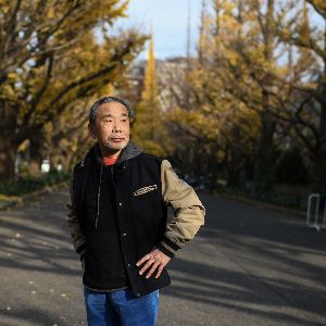 "Découvrez le roman envoûtant "La Ville aux murs incertains" inspiré par Murakami"