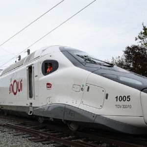 "Découvrez pourquoi la SNCF devra redoubler d'efforts cet été malgré les retards du TGV M"