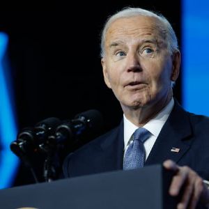 "Le coup de poker de Biden pour inscrire l'égalité des sexes dans la Constitution"