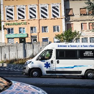 "Les coulisses méconnues des transports sanitaires : un enjeu de santé publique majeur"