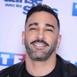 "Révélation exclusive : Adil Rami en couple et prêt à conquérir Danse avec les stars"