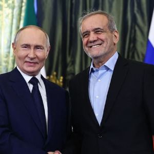 "Russie-Iran : Nouvel accord stratégique pour contrer l'Occident"