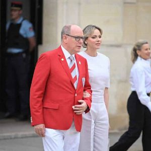 "Un décès soudain bouleverse Monaco : Albert et Charlène endeuillés par la perte d'un haut dirigeant"