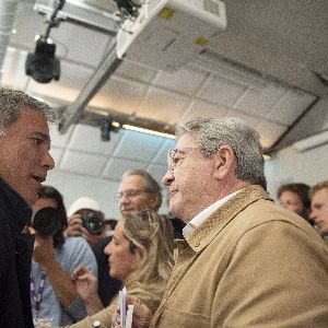 "Clash politique : Faure recadre Mélenchon sur l'avenir de la gauche"