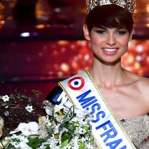 "Révélation : L'ex-Miss France Eve Gilles se lance dans la course à Miss Univers"