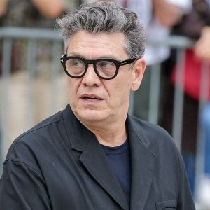 "Incident embarrassant avec Marc Lavoine à la Star Academy : la confusion qui fait parler"