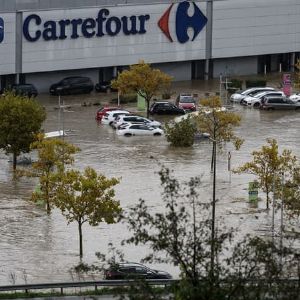 Cyberattaque chez Carrefour : les rumeurs démenties, mais la menace persiste