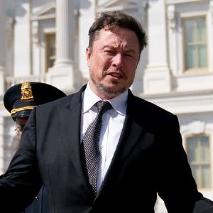 "Elon Musk clash la Chine pour le blocage de Tiktok aux États-Unis"