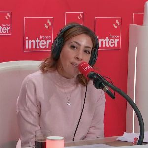 Jacques Weber recadre Léa Salamé en direct : ses confidences sur son enfance surprennent la journaliste