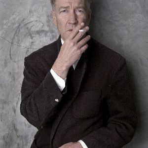 "Les enfants de David Lynch organisent une méditation mondiale en son honneur"