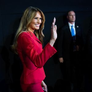 "Melania Trump lance sa propre cryptomonnaie juste avant le retour de son mari à la Maison Blanche"