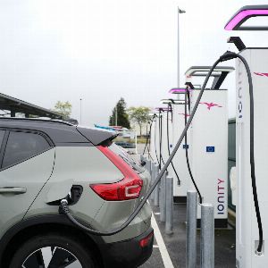 "Alerte ! Les ventes de voitures électriques en chute libre en Europe à cause de l’effondrement en Allemagne"