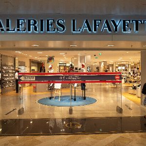 "Galeries Lafayette ferme ses magasins à Marseille : impact sur l'emploi"