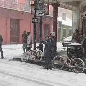 "Incroyable : la Nouvelle-Orléans sous la neige, une scène exceptionnelle à ne pas manquer"