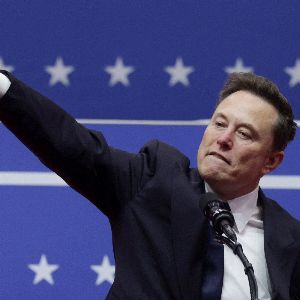 "Polémique : Elon Musk accuse de saluer les nazis lors de l'investiture de Trump"