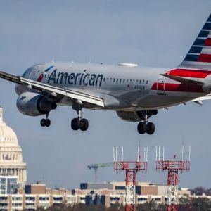 "Alerte aux États-Unis : des passagers oubliés dans les avions, un danger invisible"