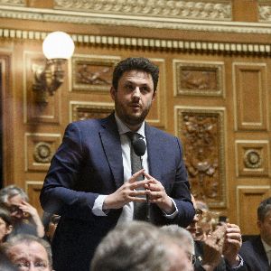 "Scandale chez les députés socialistes : la censure de retour !"